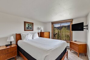 2 Schlafzimmer, Schreibtisch, WLAN, Bettwäsche