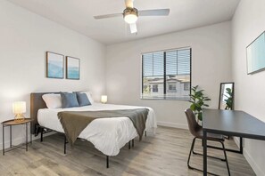 1 bedroom, desk, iron/ironing board, WiFi