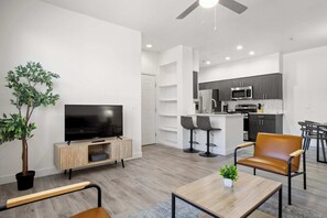 Televisión, oficina