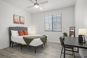 1 chambre, bureau, fer et planche Ă repasser, Wi-Fi