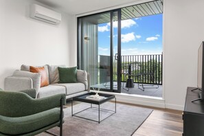 Two Bedroom Apartment | Living area - Urban Rest Sylvia Park (Auckland)