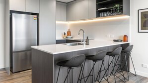 Two Bedroom Apartment | Cocina privada