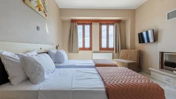 Panoramic Double or Twin Room, Lake View
