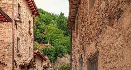 Luxury Room in the green heart of Umbria