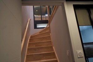 Nid de Bonneville | Blendingsgardiner og strykejern/-brett