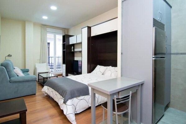 1 sovrum, strykjärn/strykbräda, wi-fi och sängkläder