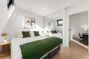 Apartment, 3 Bedrooms | Iron/ironing board, free WiFi - Fitzroy North Apartments by Urban Rest (Clifton Hill)