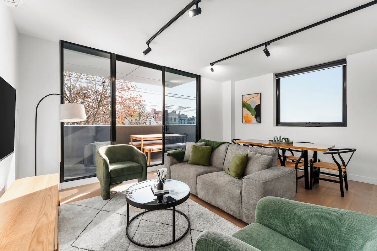 Apartment, 3 Bedrooms | Living area