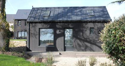 Tiny House en Bois Style "cottage" Vue mer !