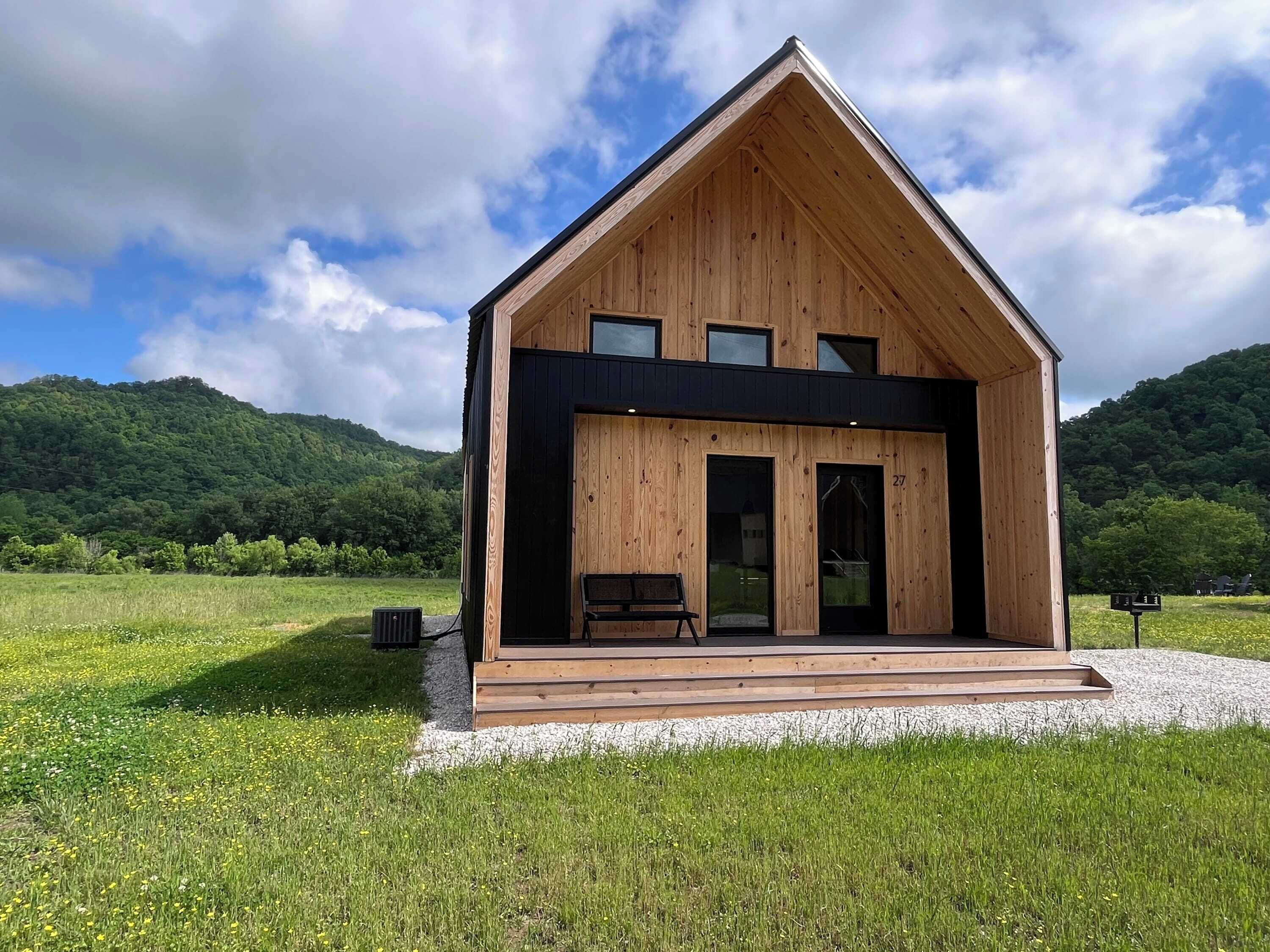 River Rascal • Iconic Views • Hot Tub!