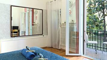 Business-Doppelzimmer zur Einzelnutzung, Gartenblick | Minibar, kostenloses WLAN