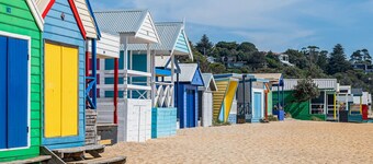 Studio One | Single Level Luxe Retreat Opp Beach