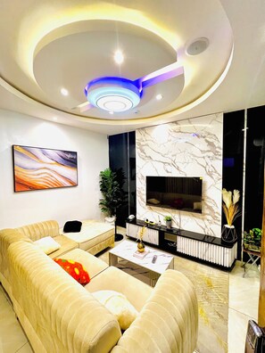 TV - 3 BEDROOM DUPLEX WITH POOL AND BQ IN IKATE LEKKI (Lekki Penninsula II)