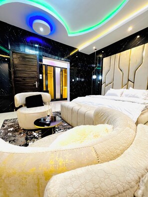 3 Schlafzimmer, Bügeleisen/Bügelbrett, WLAN, Bettwäsche