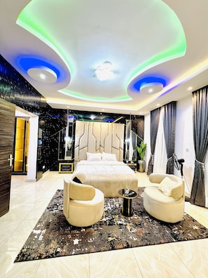 2 chambres, fer et planche à repasser, Wi-Fi, draps fournis