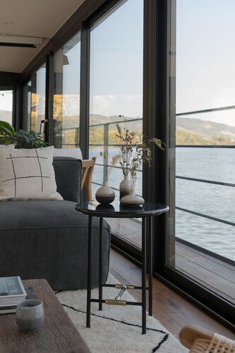 LA PENICHE - Bed And Bicycle - Tournon