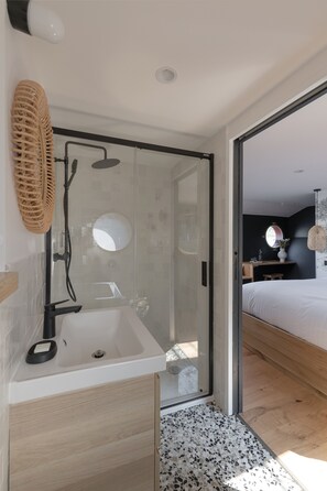 Premium Room - LA PENICHE - Bed And Bicycle - Tournon (Tournon-sur-Rhone)