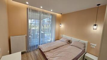 8 Schlafzimmer, Bügeleisen/Bügelbrett, WLAN, Bettwäsche