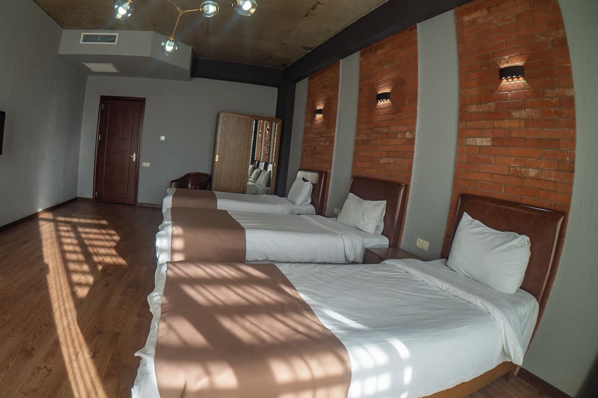 Grand appartement | 2 slaapkamers, een kluis op de kamer, geluiddichte muren