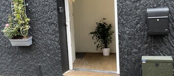 Hyggelig Lejlighed tæt på Centrum, tæt på Havn, Seværdigheder og Lærersnstalter