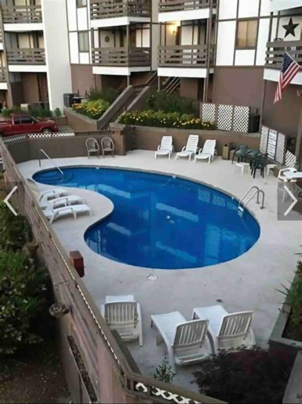 Pool - Over Gatlinburg Condo- 2bdrm, Outdoor Pool, Overlooking Gatlinburg Space Needle (Gatlinburg)