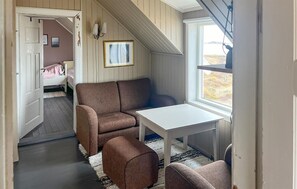 4 soverom, strykejern/-brett, reiseseng for barn og wi-fi (inkludert)