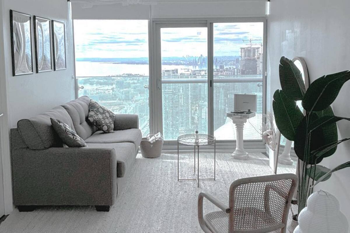 Design Apartment, 1 Bedroom, Lake View | Living area | 43-inch flat-screen TV with satellite channels, Netflix, Hulu