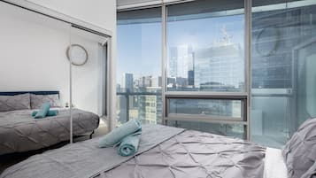 Elite Apartment, 2 Bedrooms, Balcony, City View