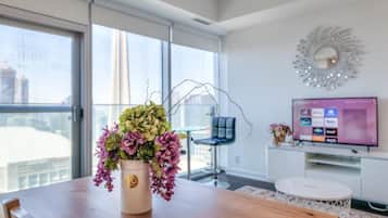 Elite Apartment, 1 Bedroom, Kitchen, City View | Living area