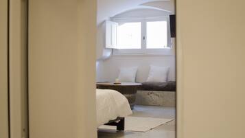 1 camera, Wi-Fi, lenzuola