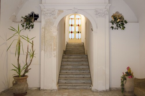 Dimora Delle Scale - Palazzo Barocco di Fine 800, con Vista Panoramica