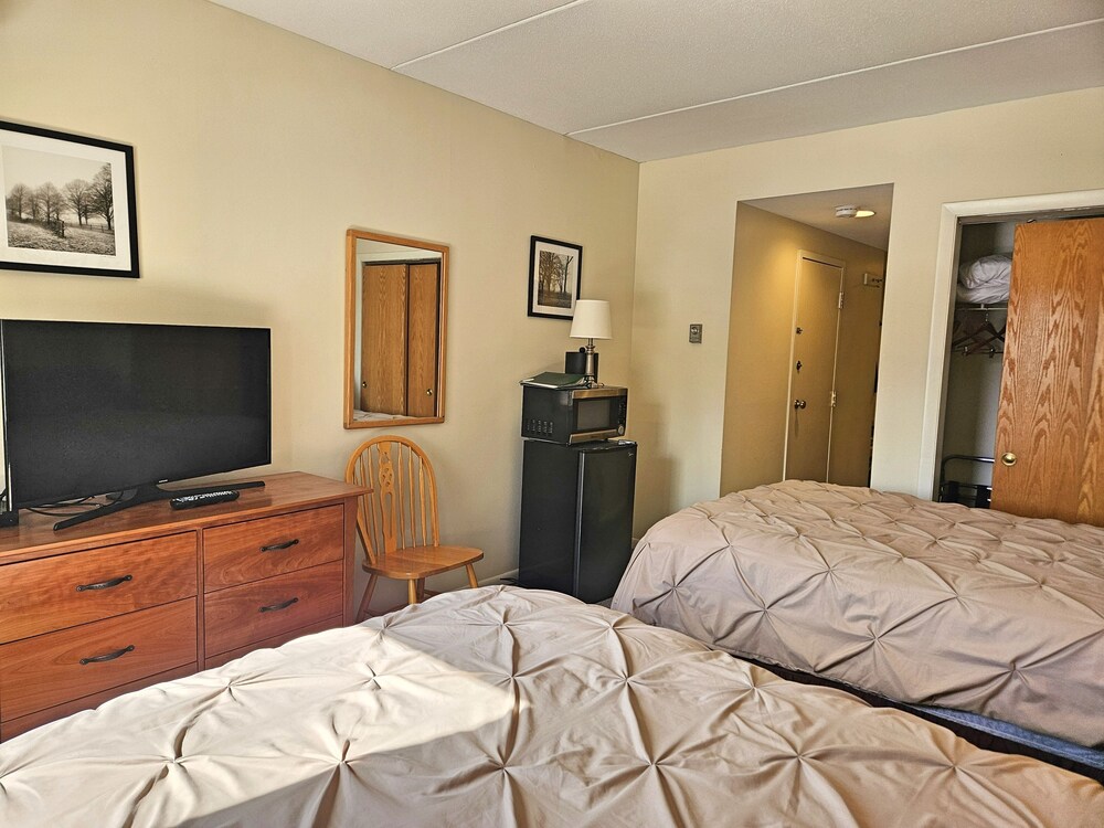 G102A Managed by Loon Reservation Service NH Meals & Rooms Lic 056365 Lincoln Vrbo