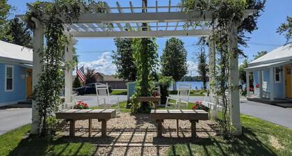Heron's Nest I Paw Paw Lake Cottages I Ontario #4