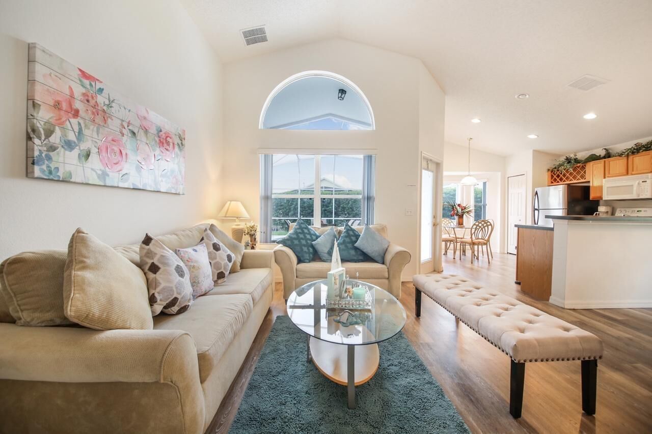 Grand Luxury 4BD Pool Home @ Disney & Universal - Pet Friendly Upon Request