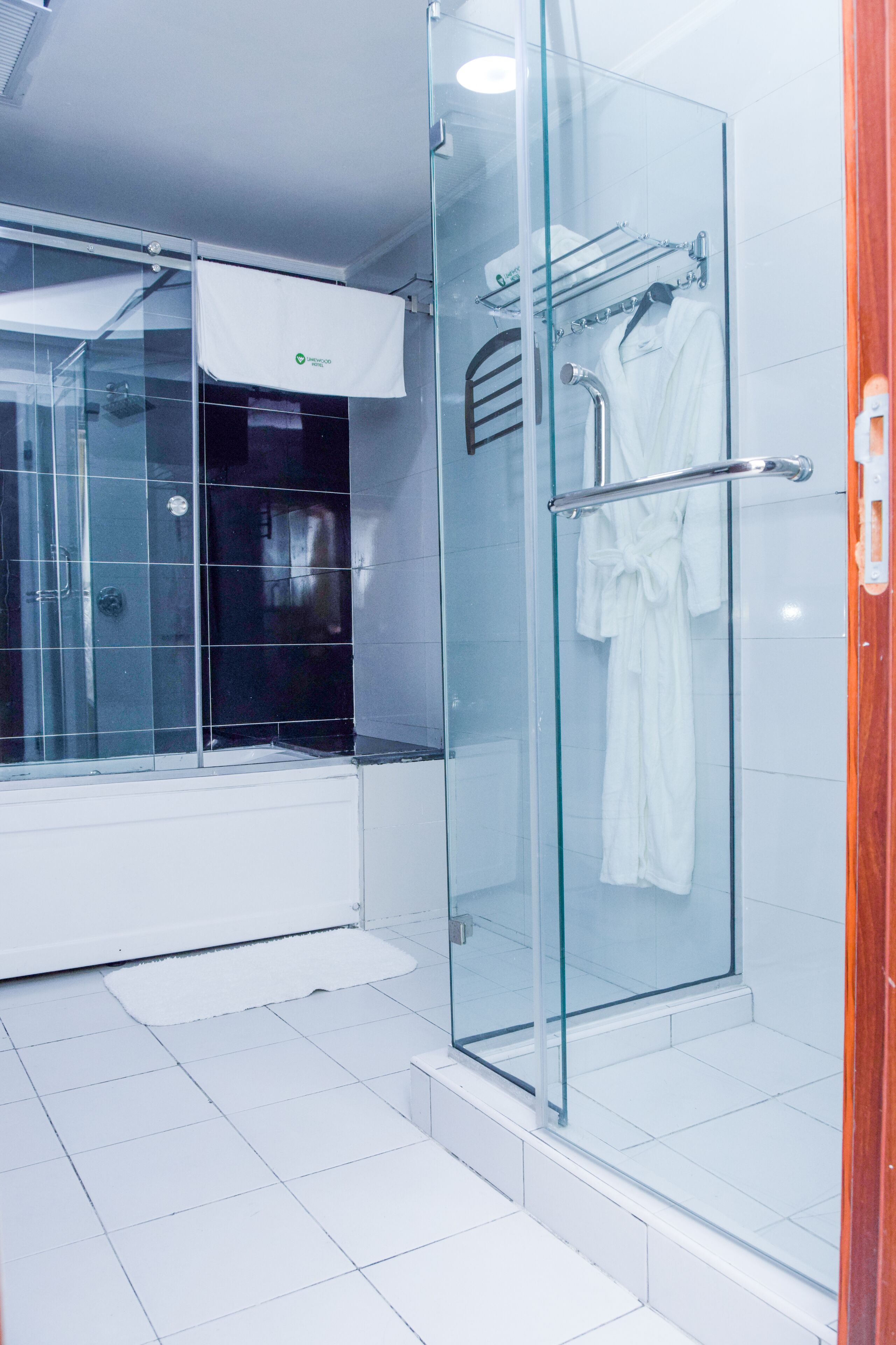 Deep-soaking bathtub, rainfall showerhead, free toiletries, hair dryer