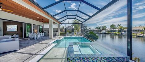 Piscine extérieure, piscine chauffée