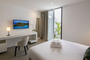 Appartement, vue sur le jardin, rez-de-chaussée | 1 chambre, literie de qualité, coffre-fort, décor unique