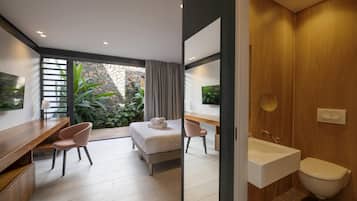 Apartment, Garden View, Ground Floor | 1 bedroom, premium bedding, in-room safe, individually decorated