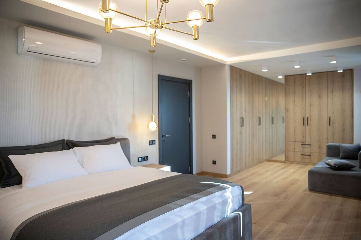 2 bedrooms, desk, iron/ironing board, free WiFi