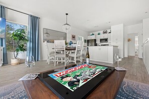 Dining - Beach Svc Incl • Pool • Beach Access • The Blue Crab (Miramar Beach)