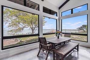 House, 1 Bedroom | Dining - The Cape 6031e1 1 Bedroom Home by RedAwning (Rockport)