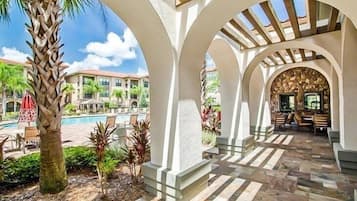 Condo, 3 Bedrooms | Property grounds