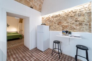 2 Schlafzimmer, BĂŒgeleisen/BĂŒgelbrett, kostenloses WLAN, BettwĂ€sche