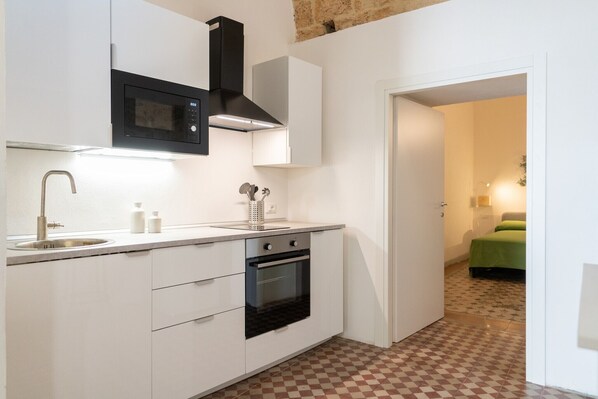 Fridge, microwave, oven, electric kettle