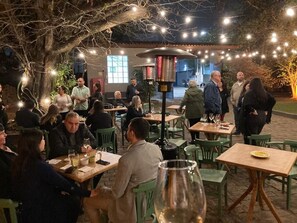 Outdoor dining - Espaço Para Pequenos Eventos - Granja Viana (Cotia)