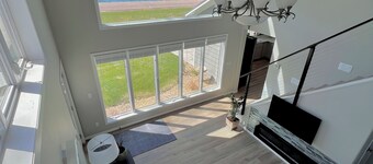 Skeet's Retreat: Lake Herman's Hidden Gem of Adventure and Relaxation! Sleeps 8