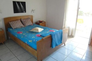 1 camera, Wi-Fi, lenzuola