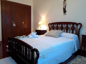 2 chambres, draps fournis