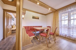 Apartment, 2 Bedrooms (incl. Cleaning Fee) | 1 bedroom, free cribs/infant beds, free WiFi, bed sheets