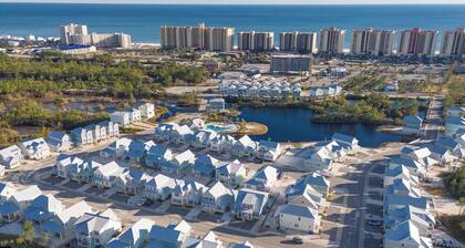 *Special* *New Summer Salt* Sleeps 18 4 bed + loft 4.5 bath home Orange Beach